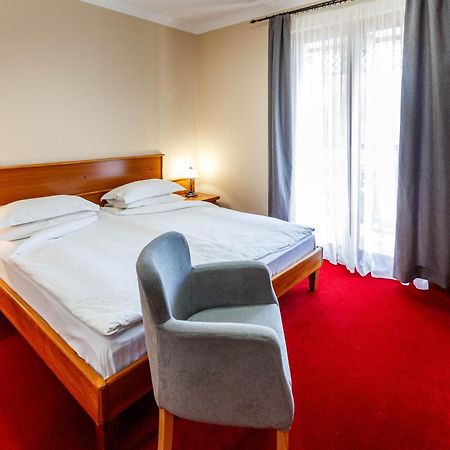 Hotel Vila Lago Палич Екстер'єр фото