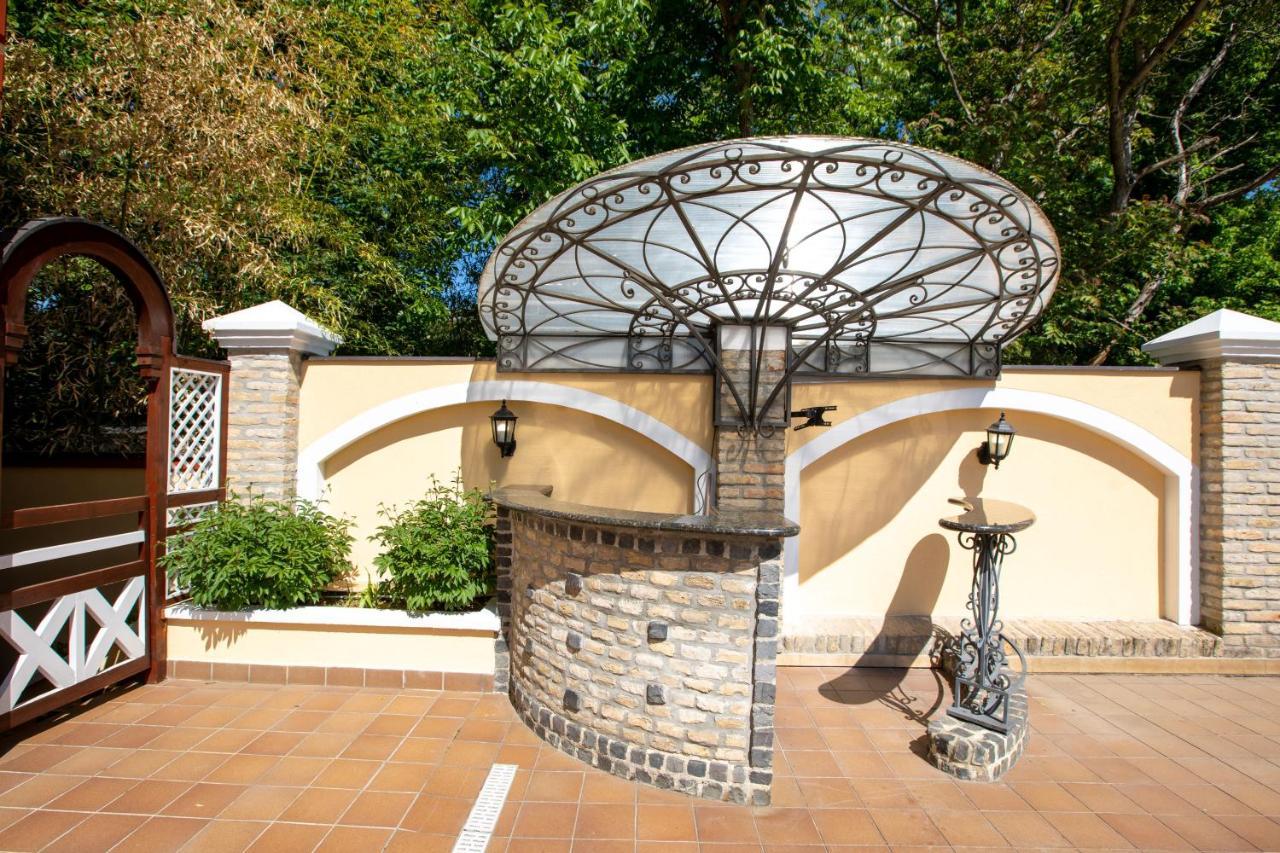 Hotel Vila Lago Палич Екстер'єр фото