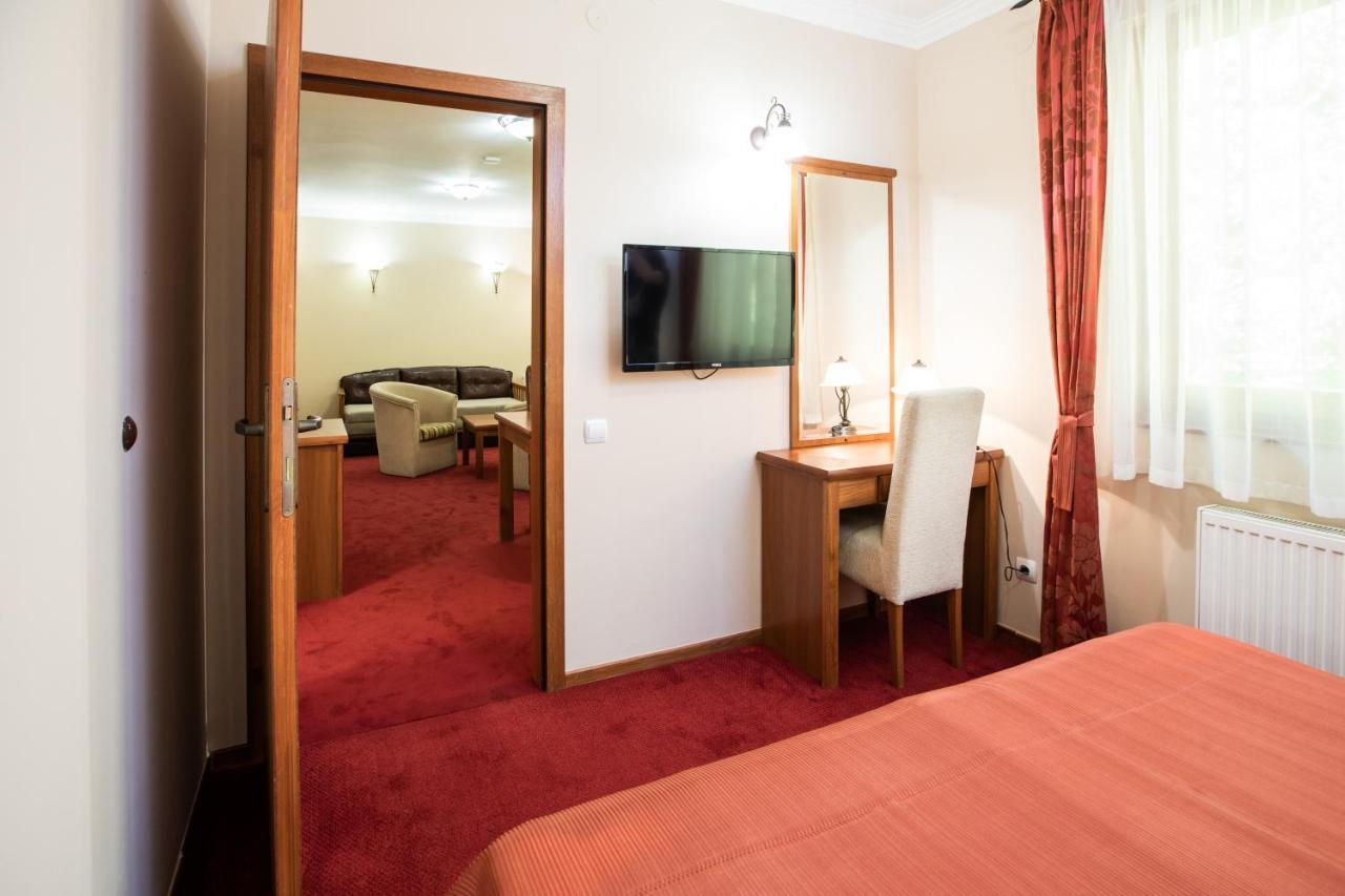 Hotel Vila Lago Палич Екстер'єр фото