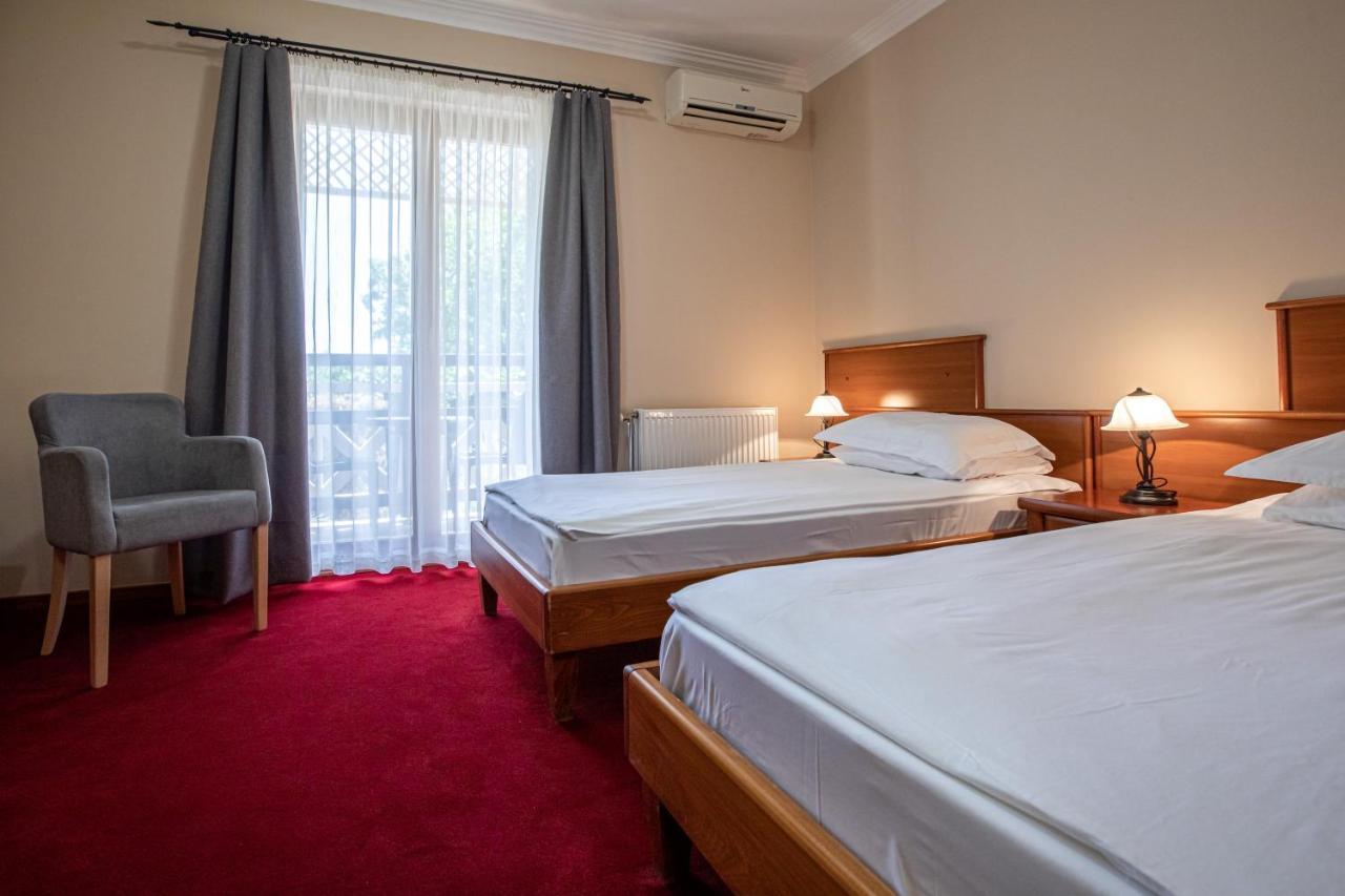 Hotel Vila Lago Палич Екстер'єр фото