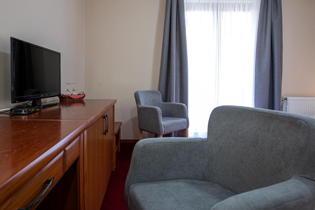 Hotel Vila Lago Палич Екстер'єр фото